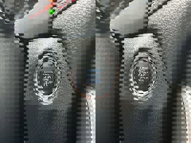 Used 2020 Toyota RAV4 XLE w/ Convenience Package image 11