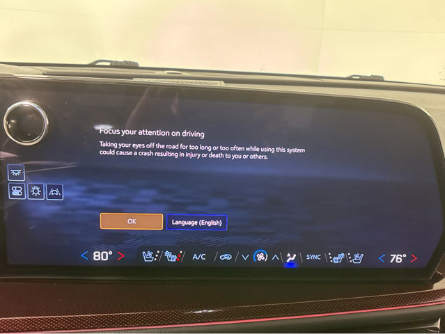 Used 2024 Chevrolet Traverse RS w/ LPO, Floor Liner Package image 7