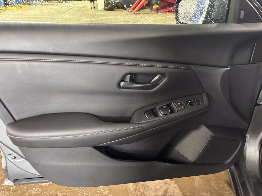 Certified 2025 Nissan Sentra S FWD image 17