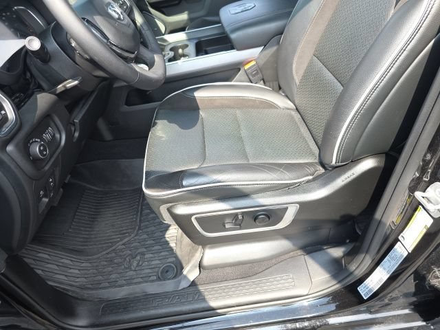 Used 2025 RAM 1500 Laramie w/ Night Edition AWD/4WD image 18