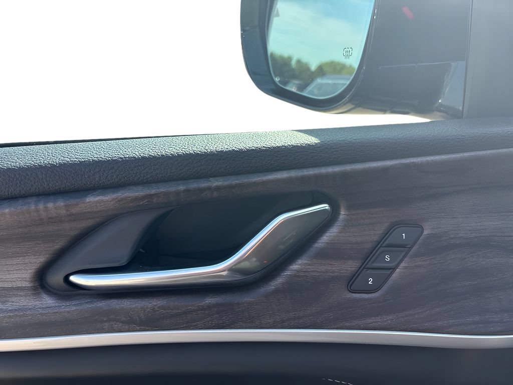 New 2027 Jeep Grand Cherokee Limited AWD/4WD image 22