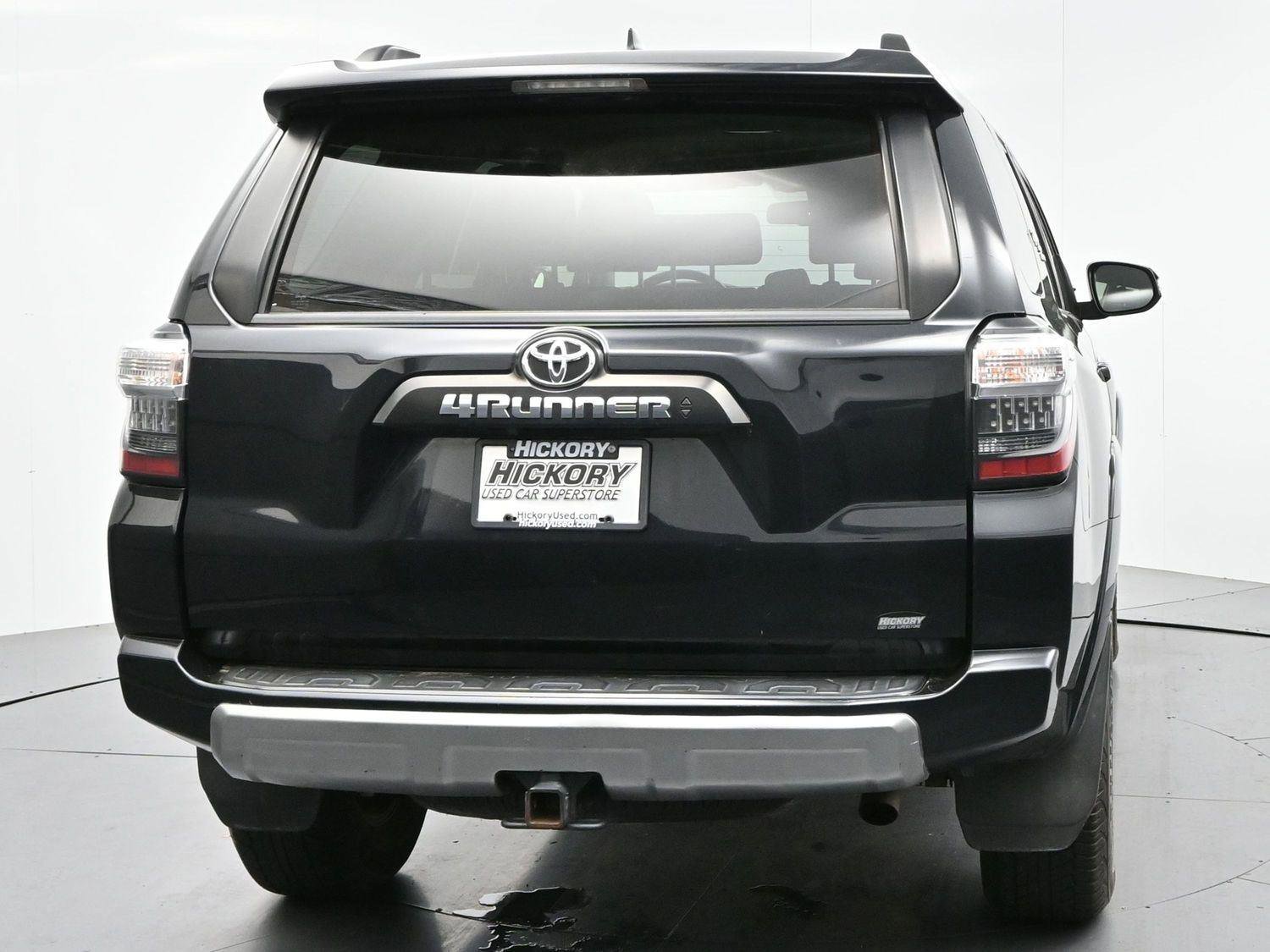 Used 2021 Toyota 4Runner TRD Off-Road Premium AWD/4WD image 6