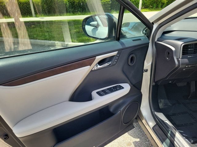 Used 2020 Lexus RX 350 FWD w/ Premium Package image 19