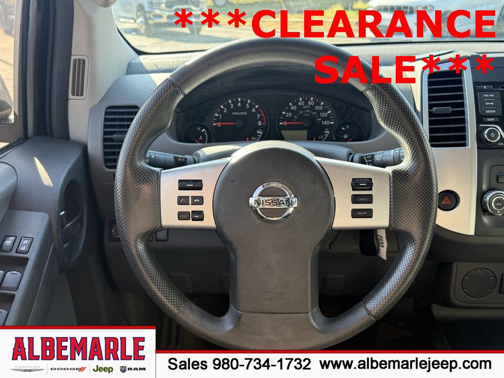 Used 2015 Nissan Xterra S image 35