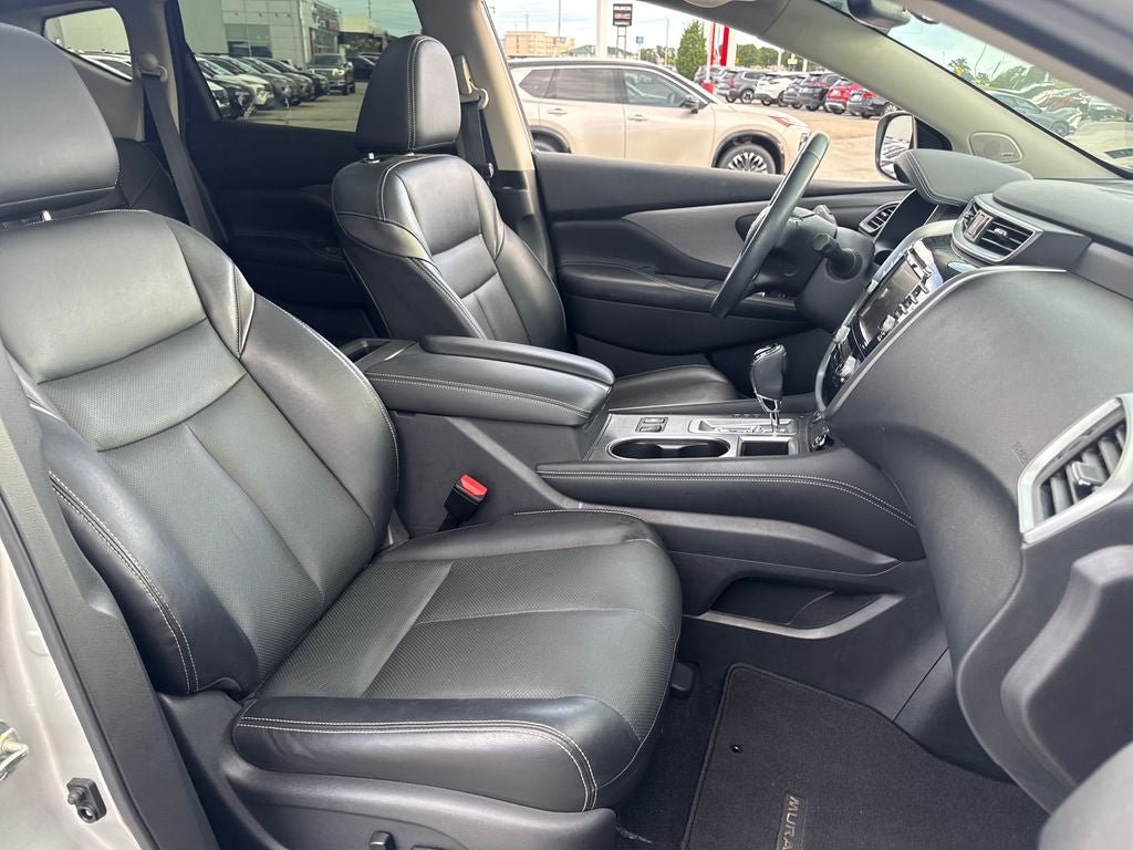 Used 2021 Nissan Murano SL w/ SL Moonroof Package FWD image 11