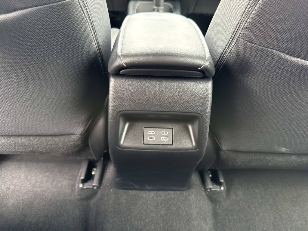 Used 2025 Toyota Corolla SE FWD image 19