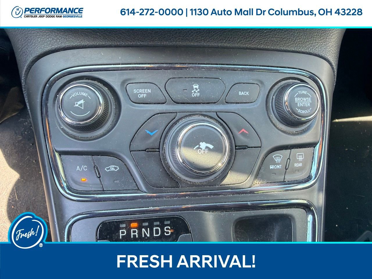 Used 2016 Chrysler 200 S FWD image 19