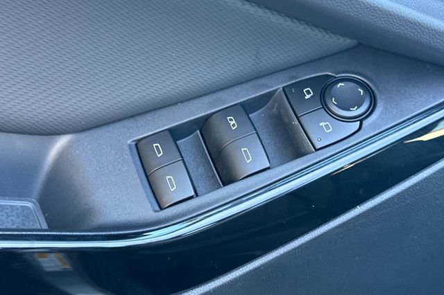 New 2026 Chevrolet Equinox LT image 15