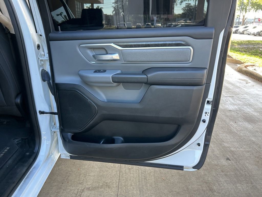 Used 2019 RAM 1500 Big Horn image 32