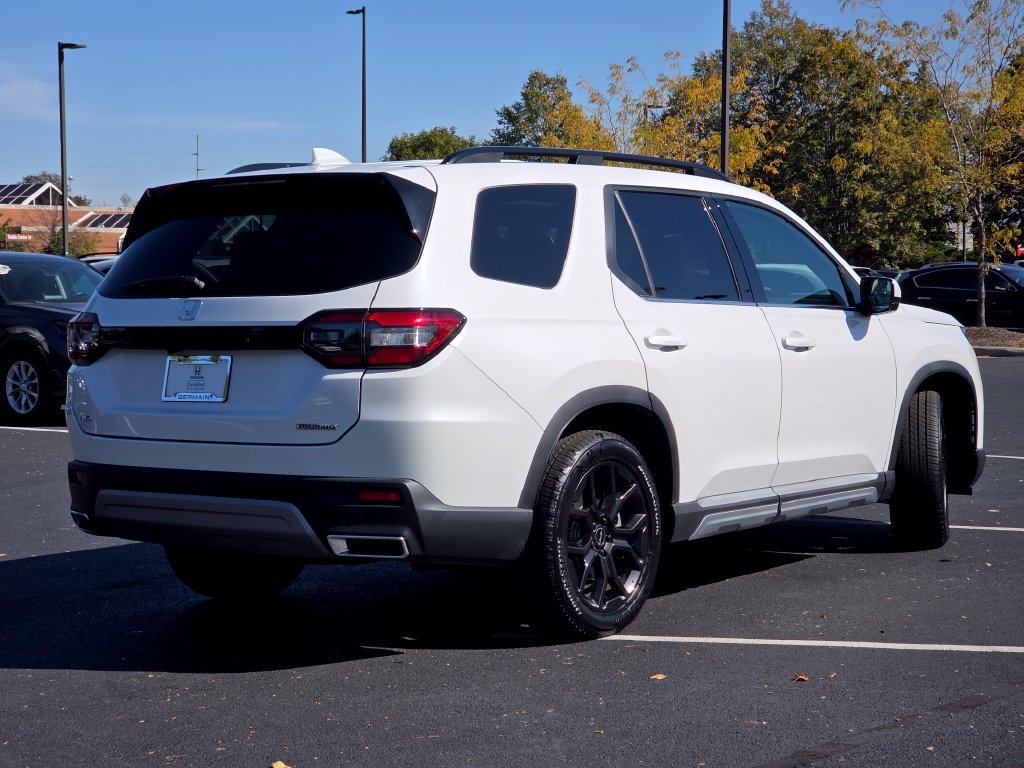 Certified 2025 Honda Pilot Touring image 26