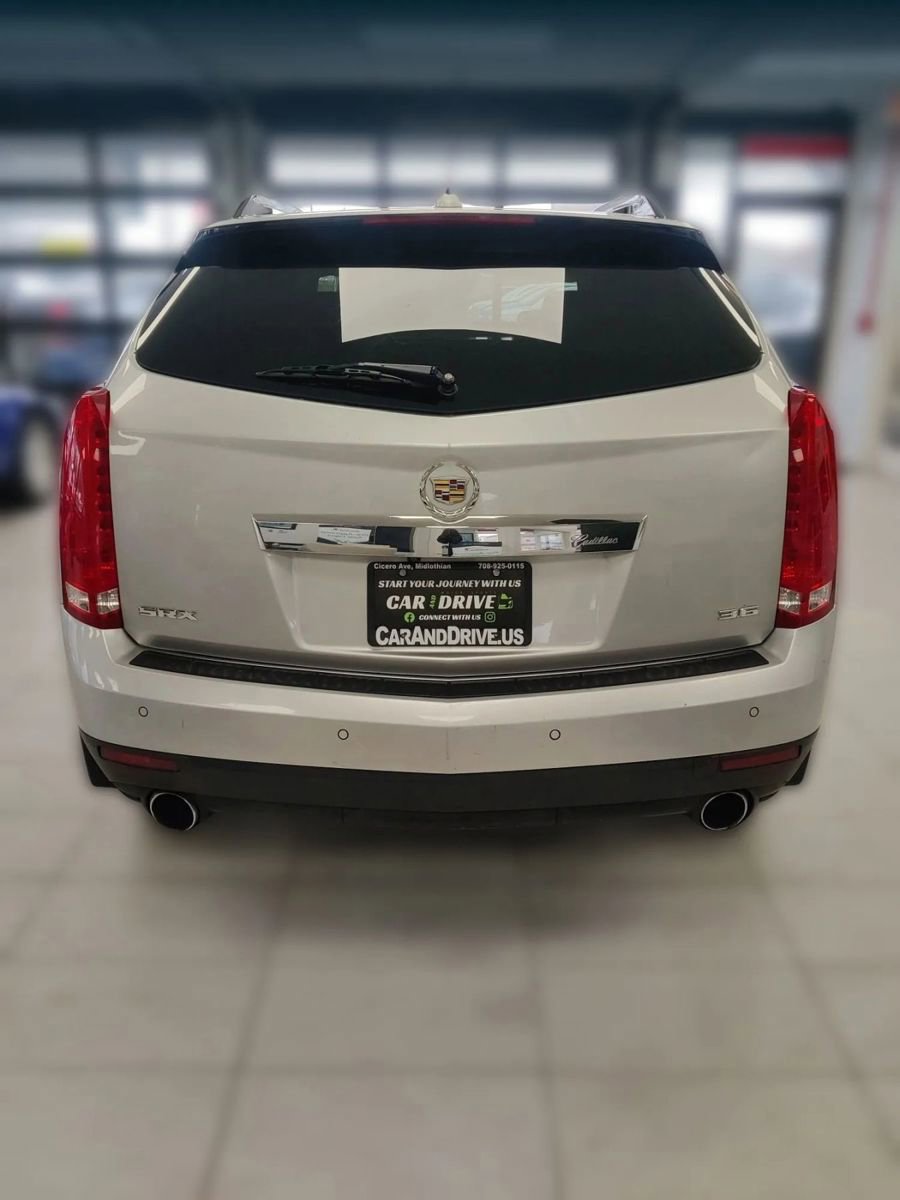 Used 2016 Cadillac SRX Luxury w/ Driver Awareness Package image 5