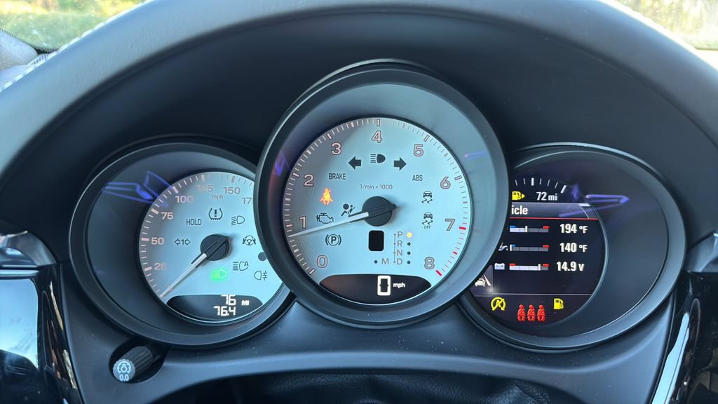 New 2026 Porsche Macan AWD/4WD image 10