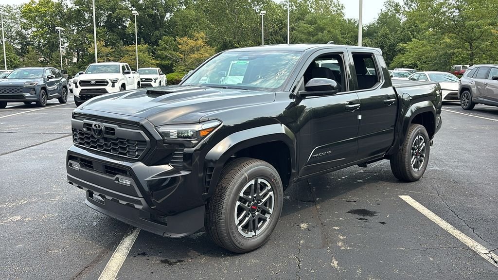New 2026 Toyota Tacoma TRD Sport AWD/4WD image 3