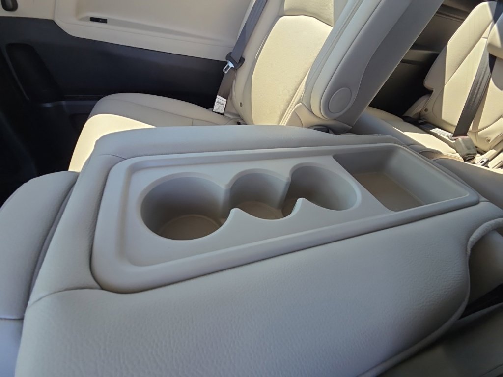 New 2027 Honda Odyssey EX-L image 18