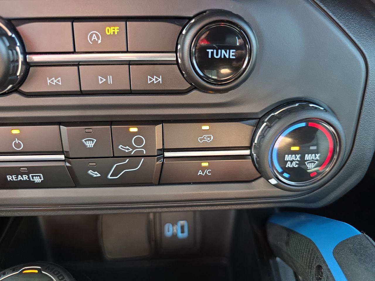 Used 2023 Ford Bronco Black Diamond AWD/4WD image 25