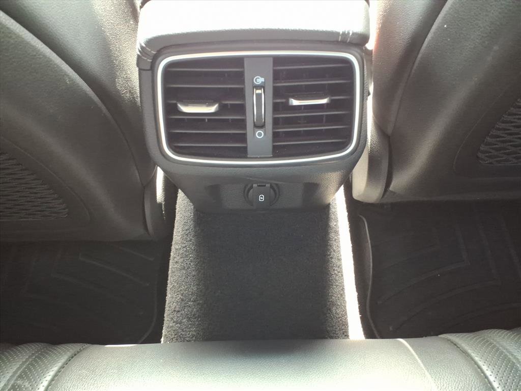 Used 2021 Genesis G70 2.0T w/ Elite Package image 20