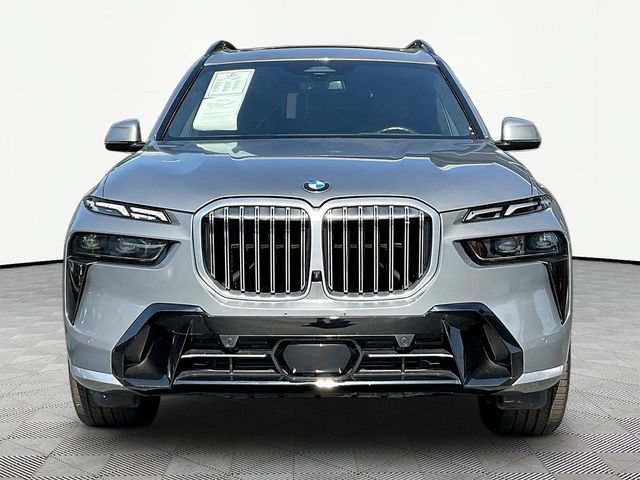 Used 2024 BMW X7 xDrive40i w/ M Sport Package AWD/4WD image 2