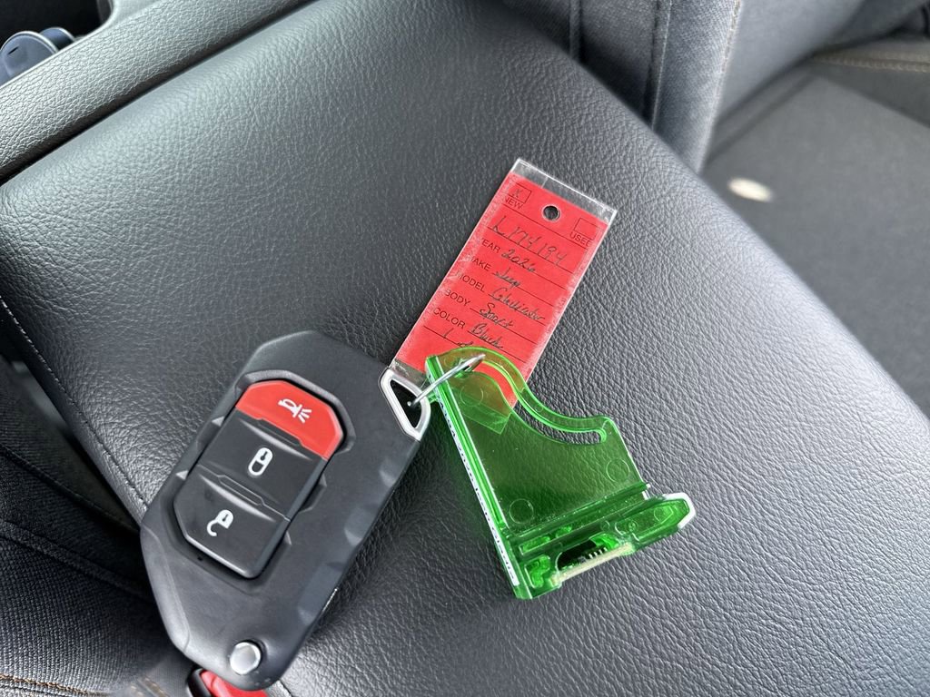 New 2026 Jeep Gladiator Sport image 32