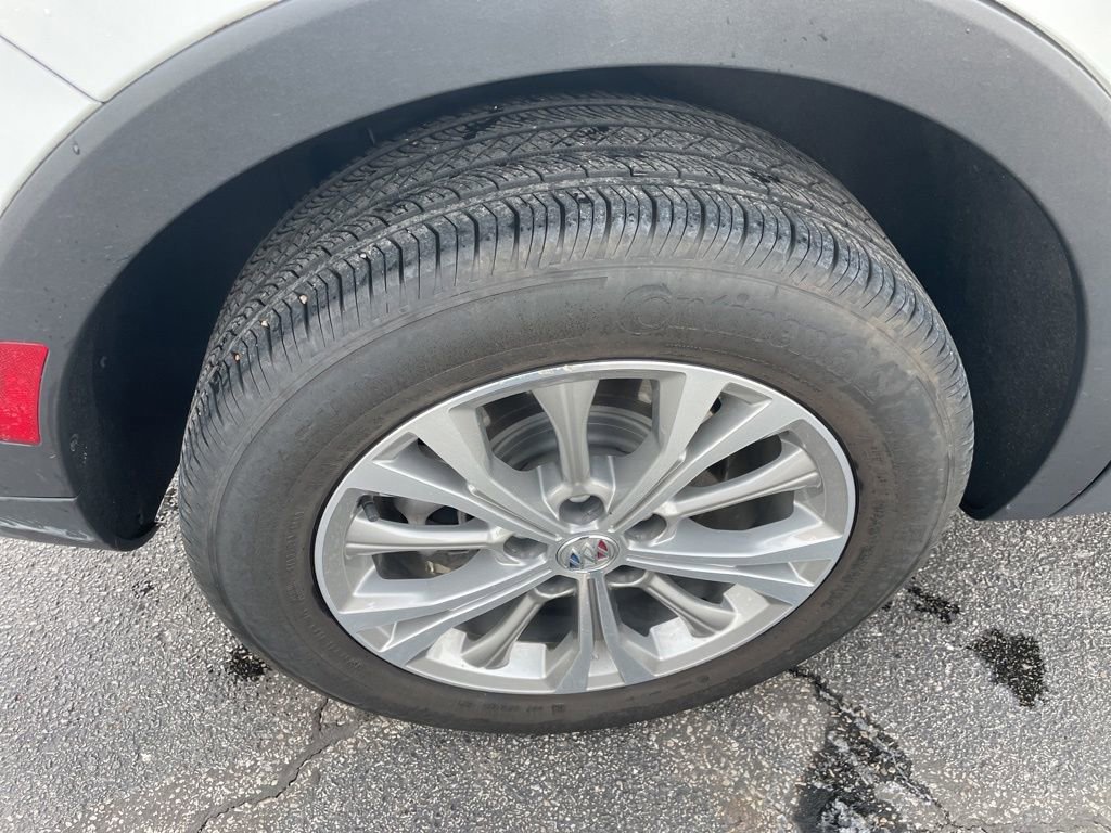 Used 2022 Buick Envision Preferred image 11