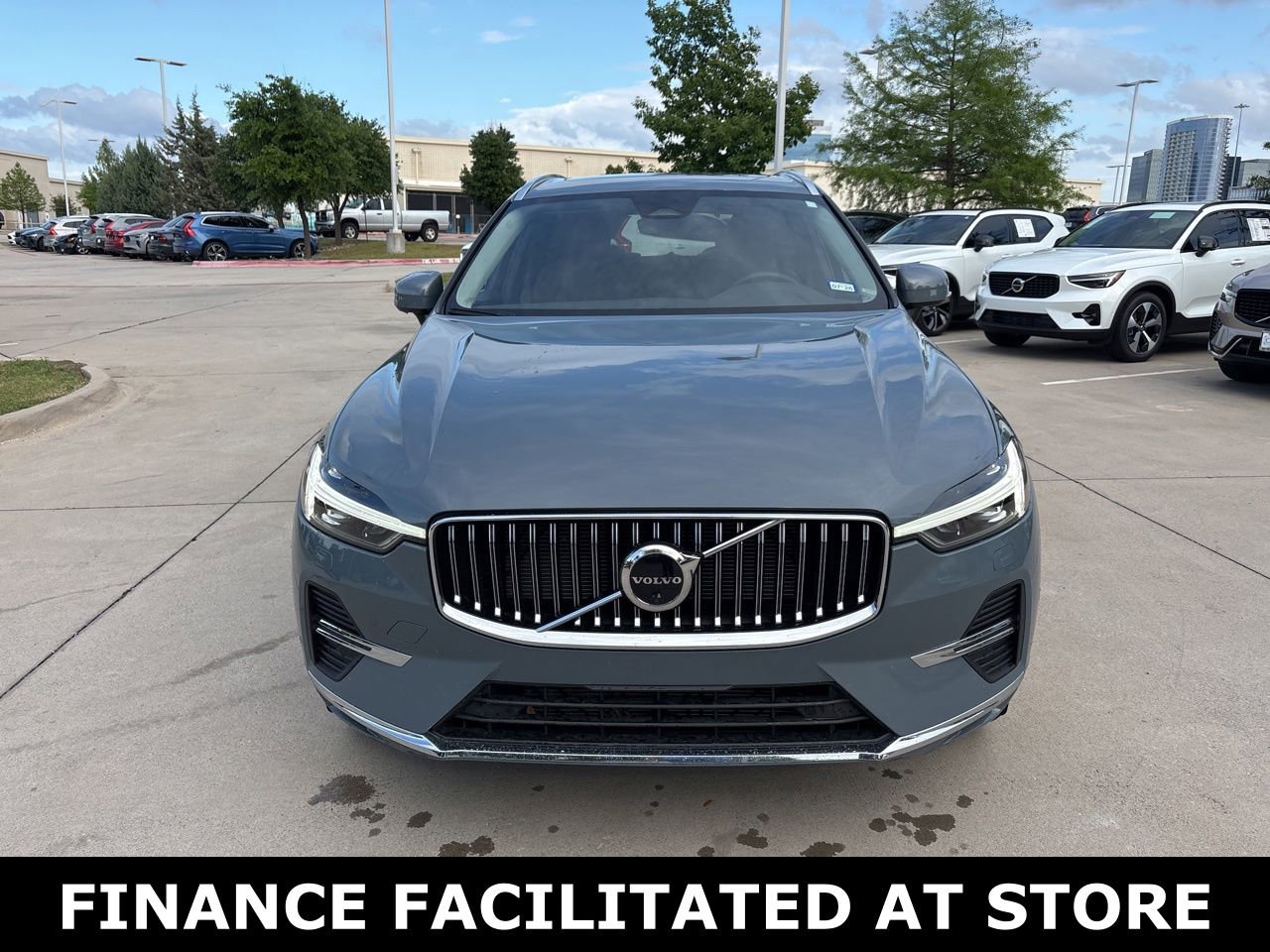 Certified 2023 Volvo XC60 B5 Plus w/ Climate Package image 2