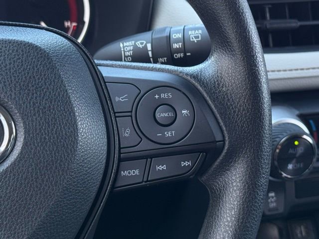 Used 2024 Toyota RAV4 XLE image 52