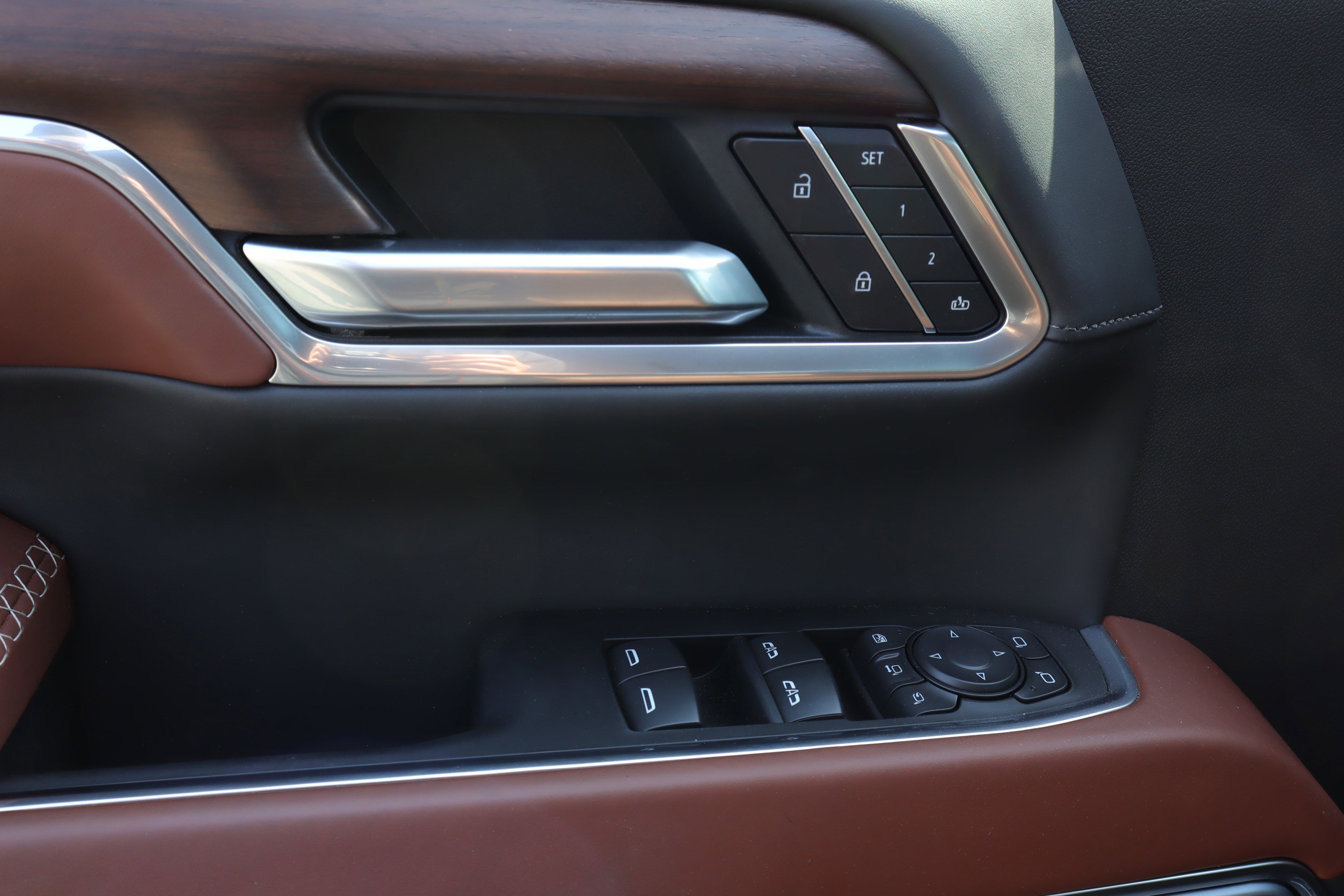 Used 2026 GMC Sierra 3500 Denali Ultimate image 25