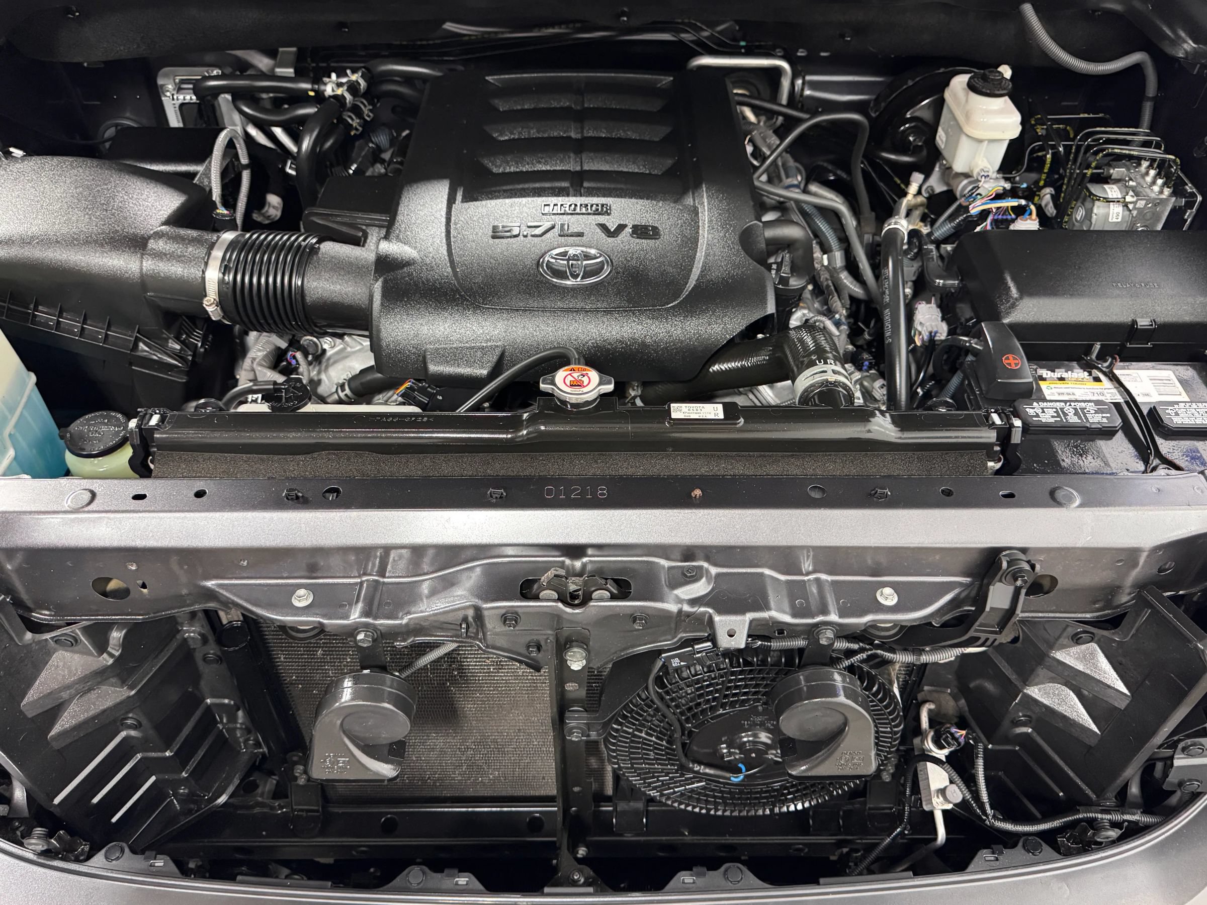 Used 2018 Toyota Sequoia Limited w/ Safety & Convenience Package AWD/4WD image 19