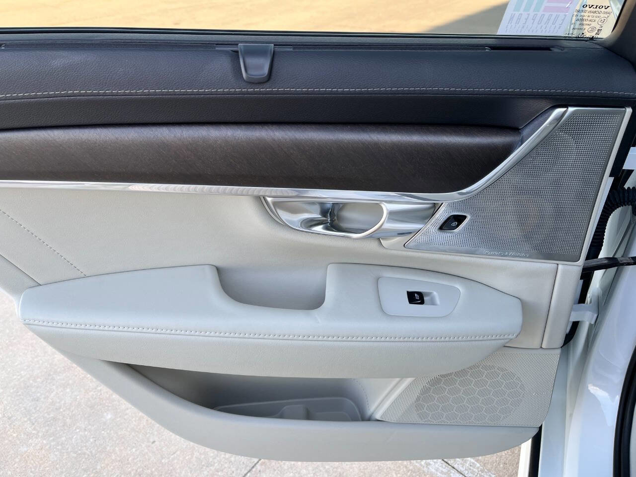 Used 2020 Volvo V90 T6 Cross Country w/ Protection Package Premier image 19