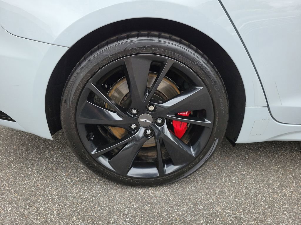 Used 2022 Genesis G70 3.3T RWD image 5