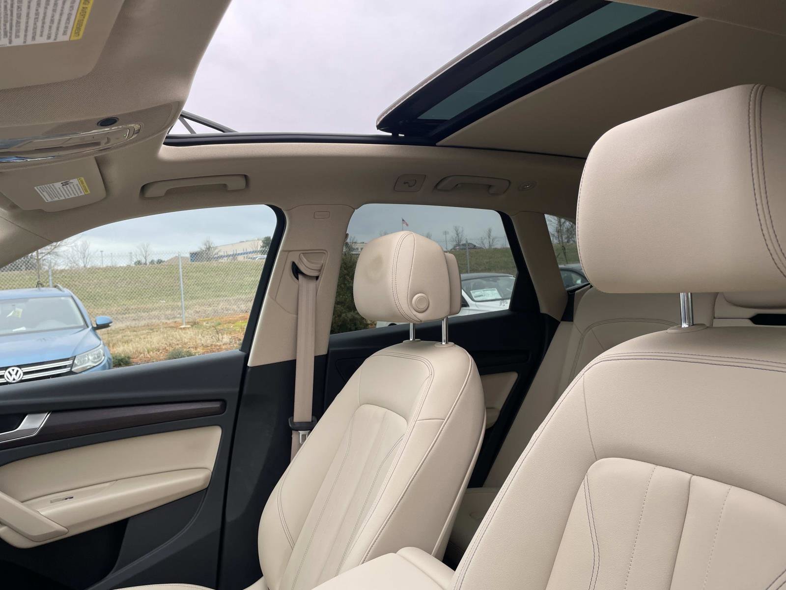 Certified 2022 Audi Q5 2.0T Premium w/ Convenience Package image 21