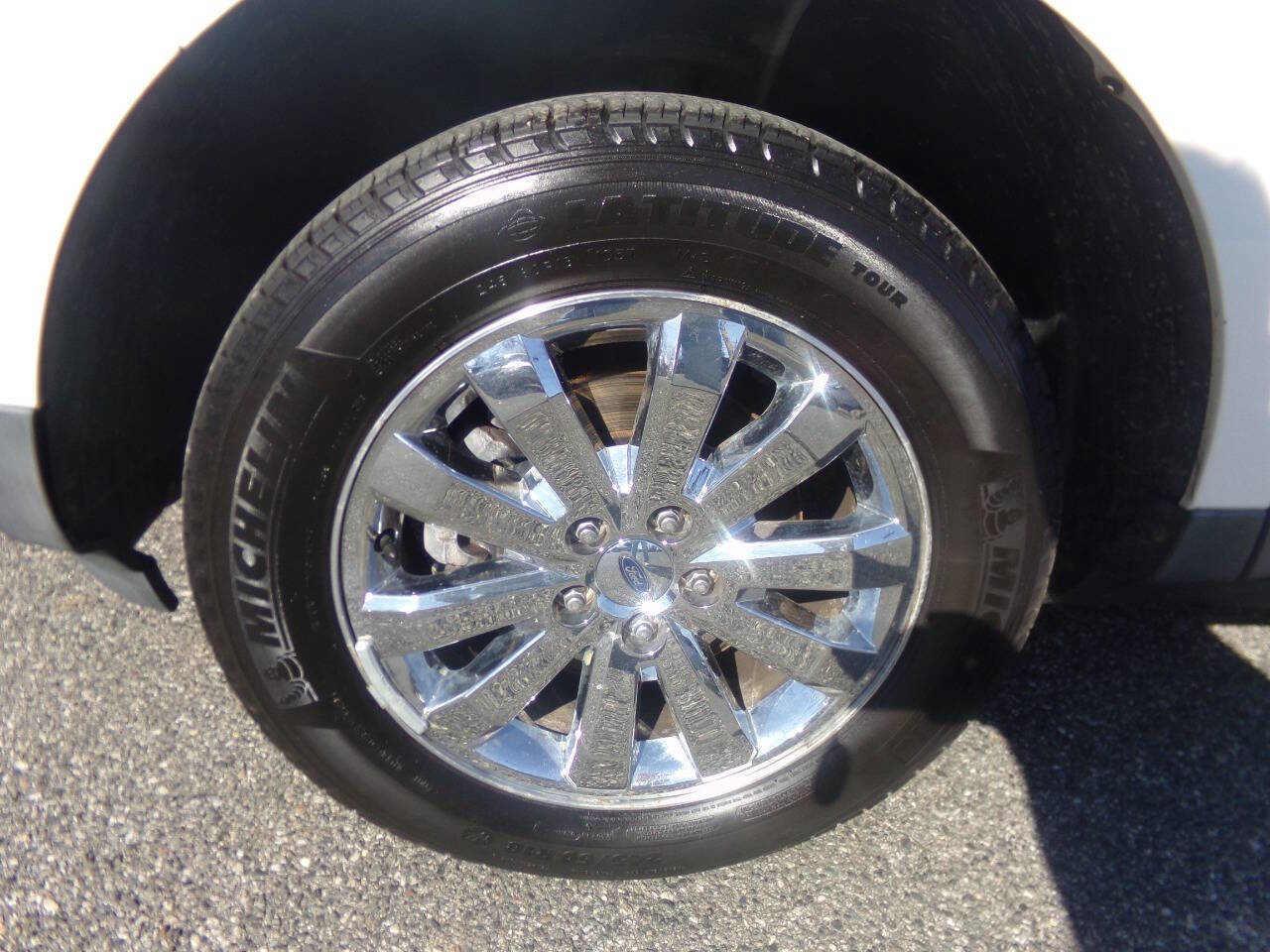 Used 2010 Ford Edge Limited AWD/4WD image 13