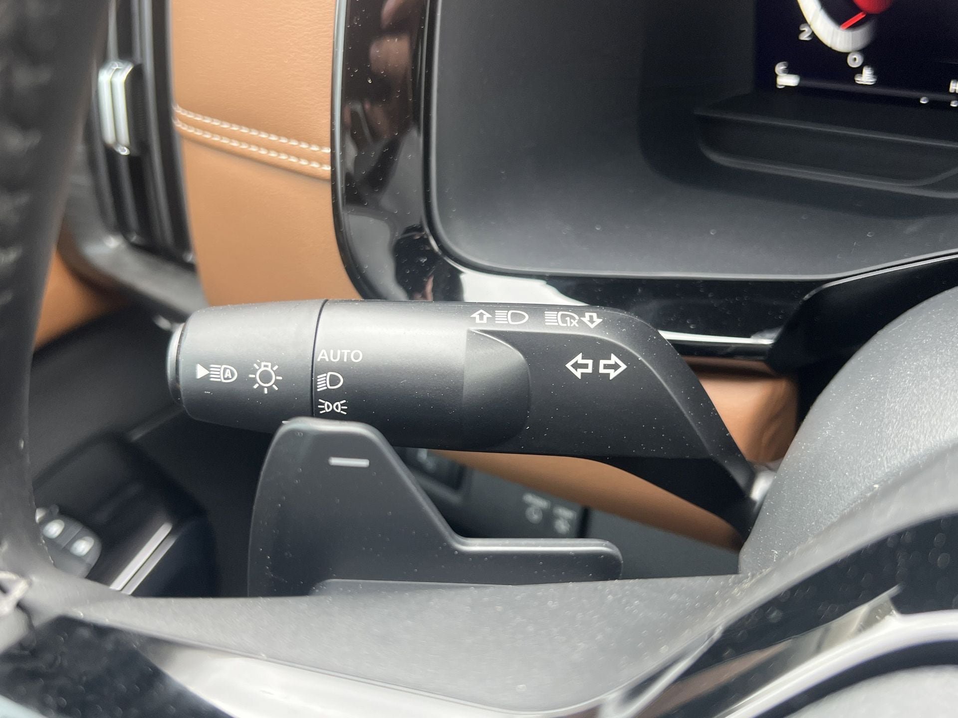 New 2026 Nissan Pathfinder Platinum FWD image 10
