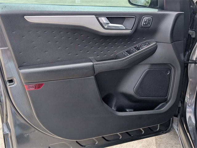 Used 2020 Ford Escape SEL image 10