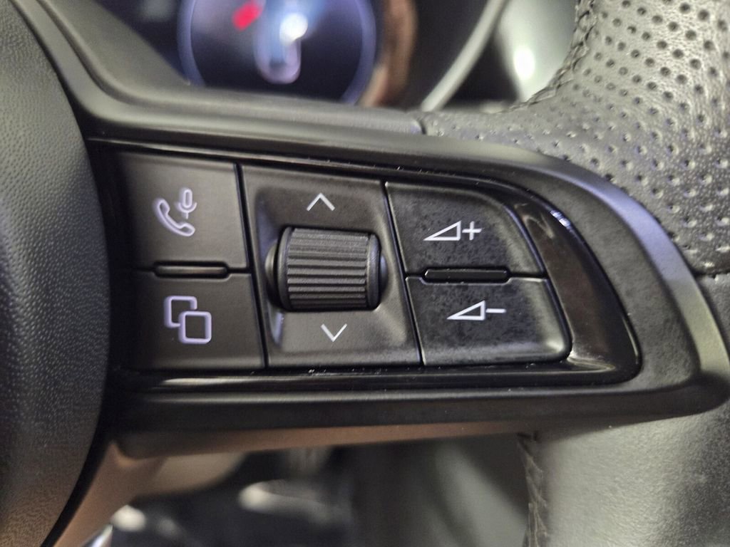 Used 2024 Alfa Romeo Giulia Ti image 23