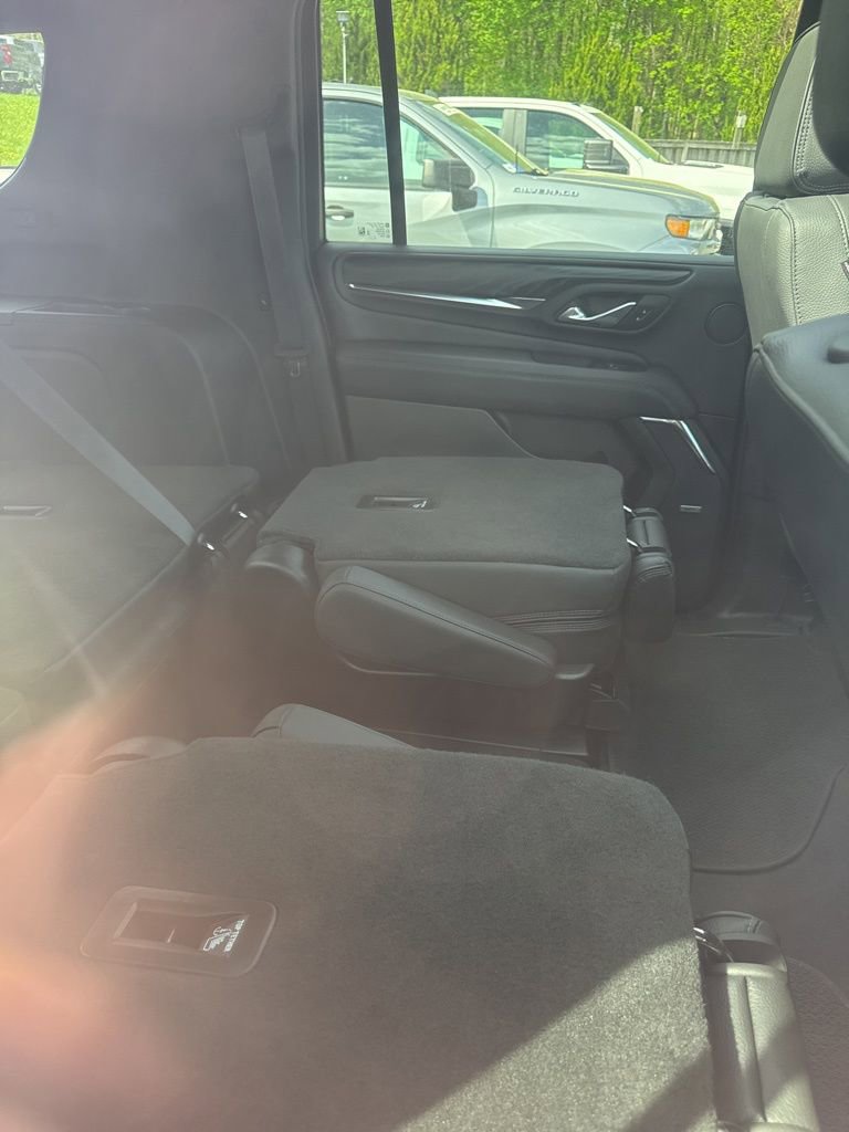 Used 2024 GMC Yukon XL Denali image 10