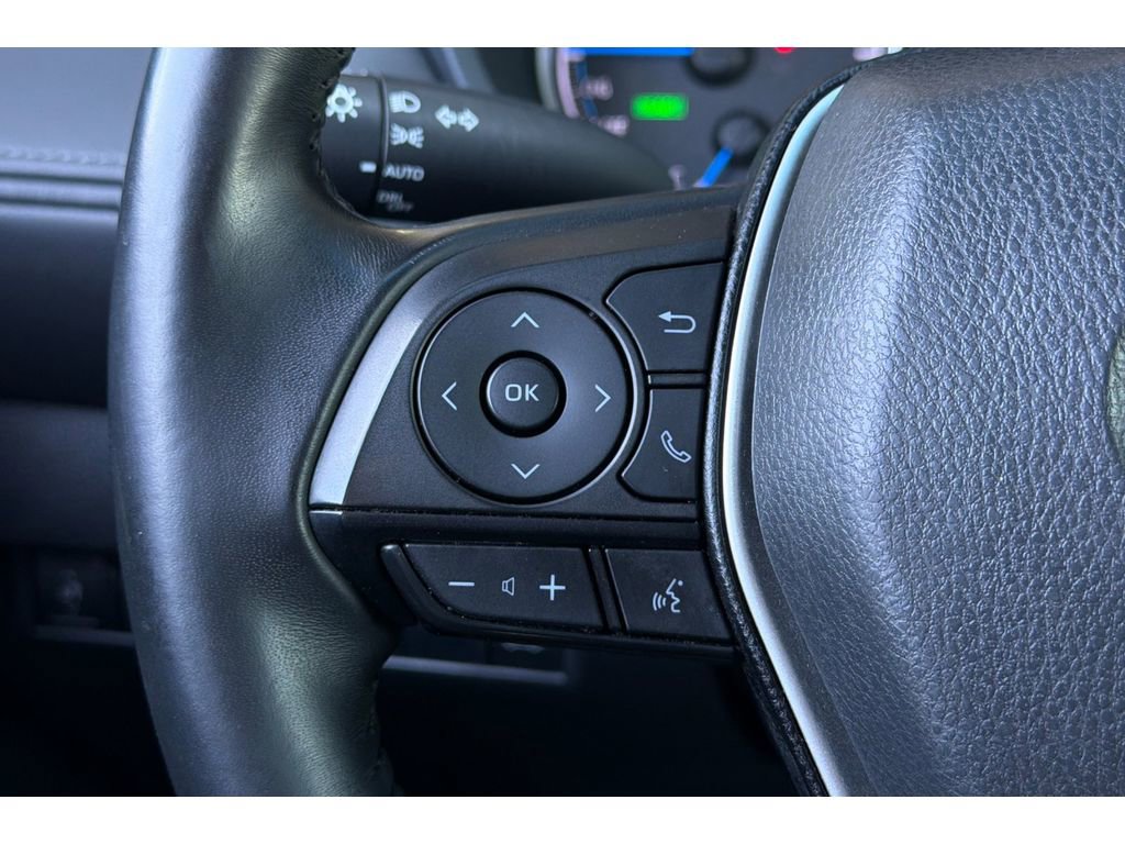 Certified 2021 Toyota Venza LE AWD/4WD image 27