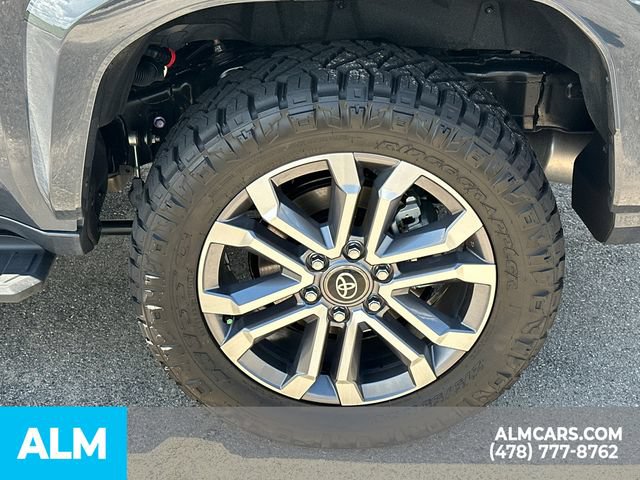 Used 2026 Toyota 4Runner Limited AWD/4WD image 23