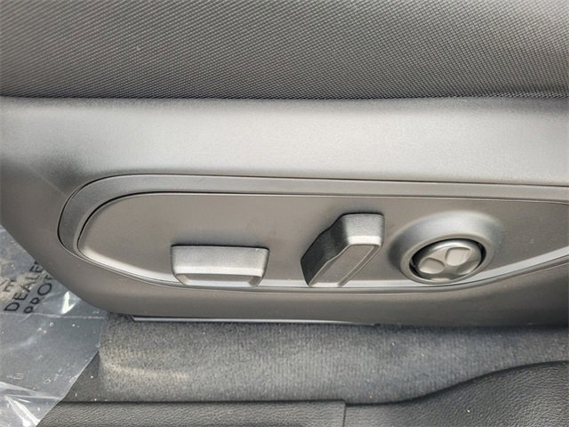 New 2025 Jeep Grand Cherokee Laredo X image 5