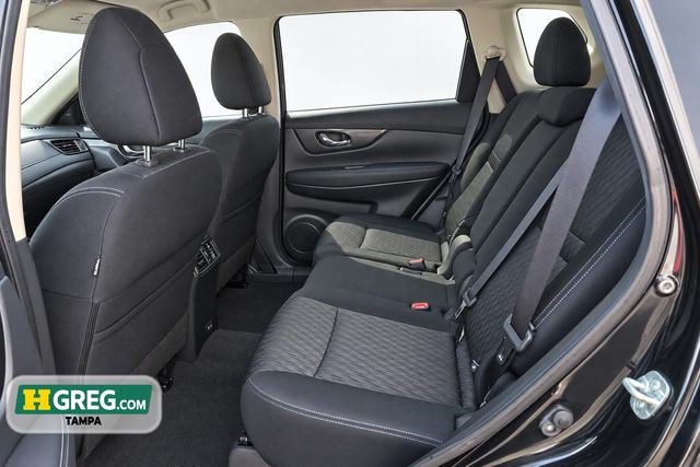 Used 2020 Nissan Rogue SV FWD image 13