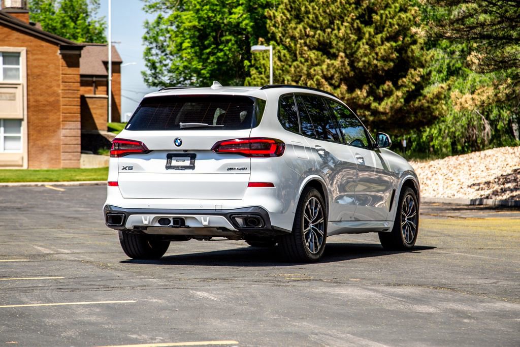 Used 2023 BMW X5 xDrive40i w/ Executive Package AWD/4WD image 5