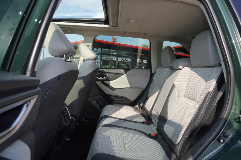 Used 2023 Subaru Forester Premium AWD/4WD image 26