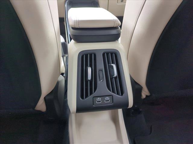 Used 2025 BMW X1 xDrive28i image 16