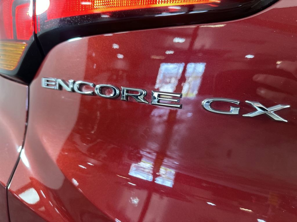 Used 2023 Buick Encore GX Select w/ Sport Touring Package FWD image 33