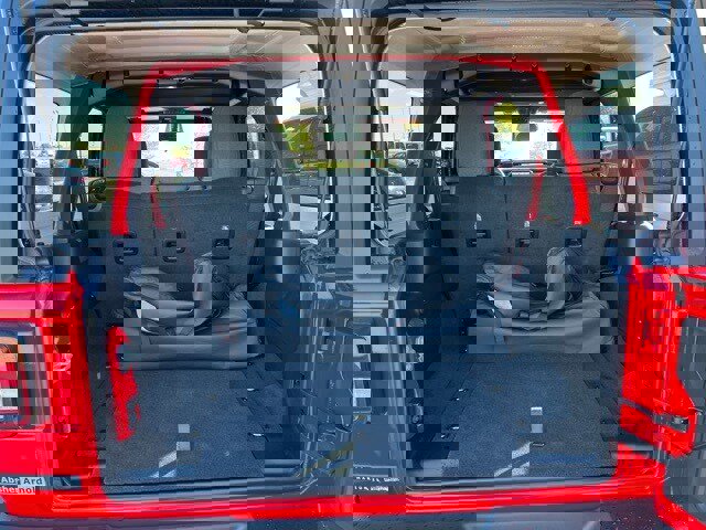 Certified 2025 Jeep Wrangler Sport S image 25