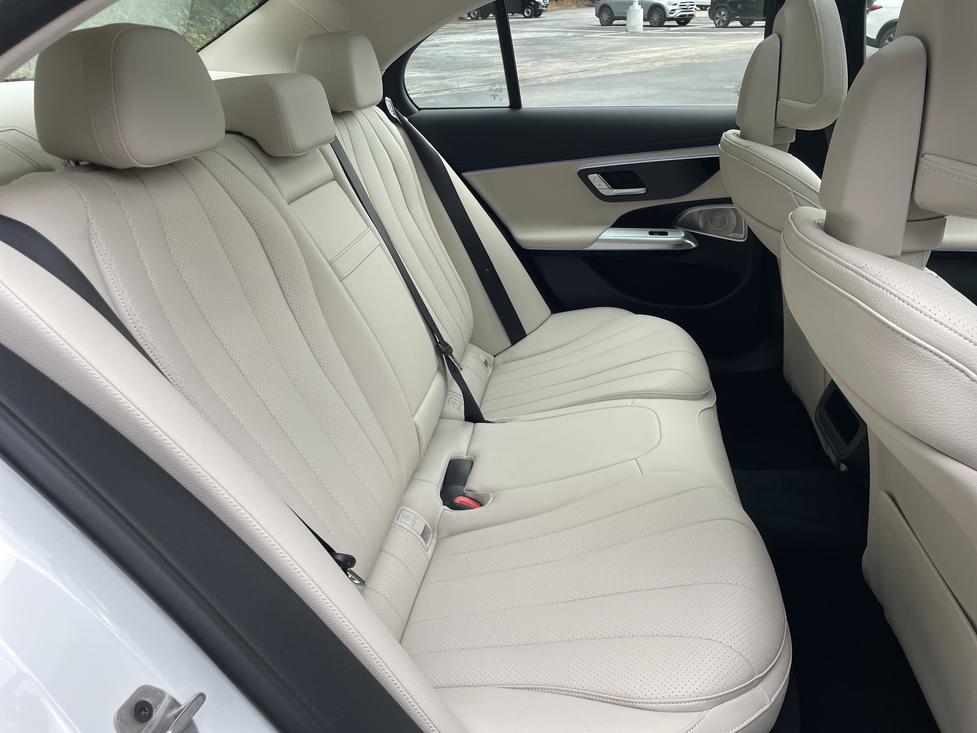 New 2026 Mercedes-Benz E 350 Sedan image 41