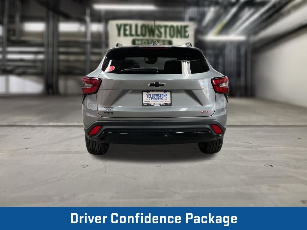 New 2026 Chevrolet Trax RS w/ Driver Confidence Package FWD image 3