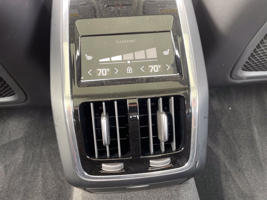 Certified 2025 Volvo S90 B6 Ultra AWD/4WD image 17