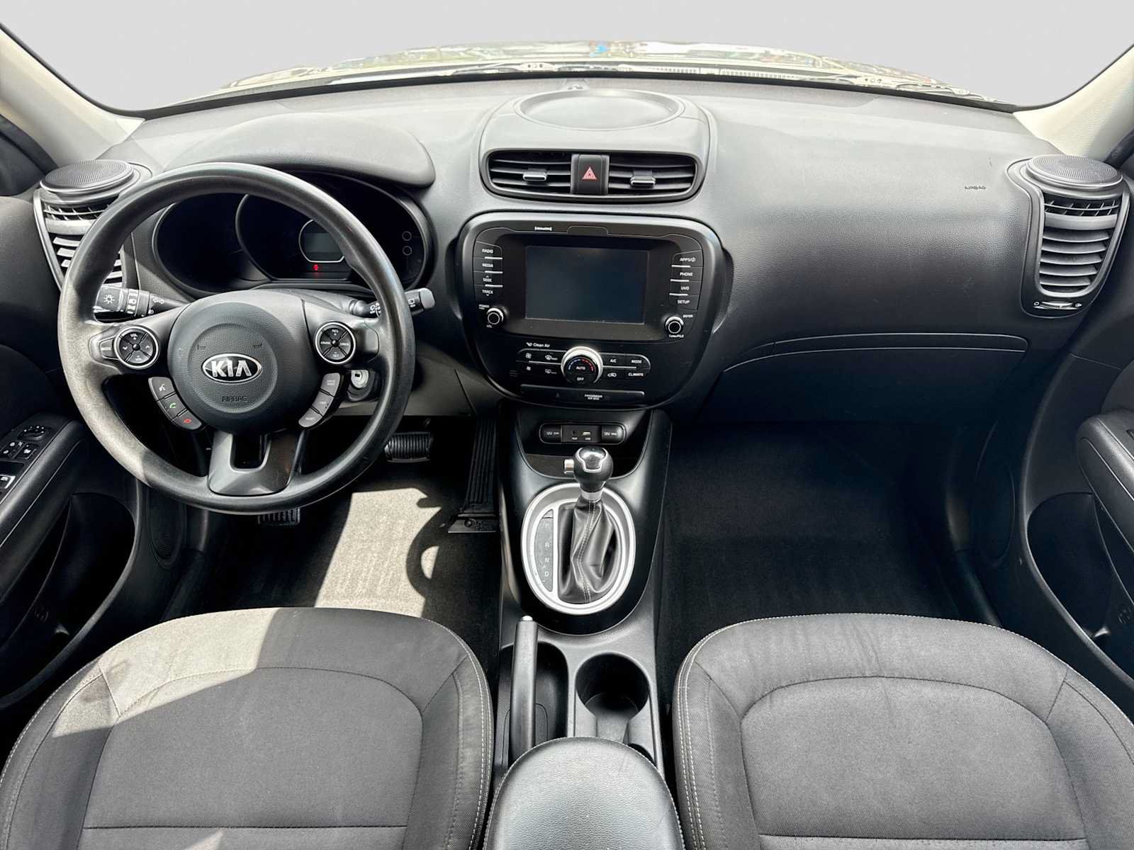 Used 2018 Kia Soul + FWD image 14