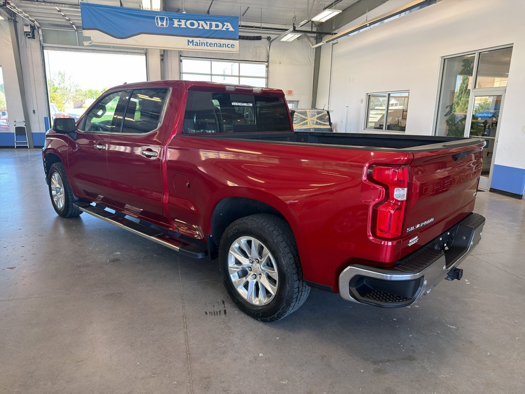 Used 2022 Chevrolet Silverado 1500 LTZ AWD/4WD image 3