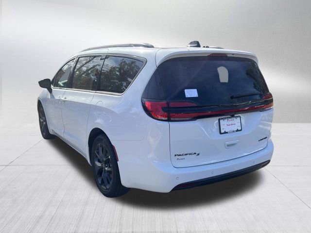 New 2026 Chrysler Pacifica Limited image 7